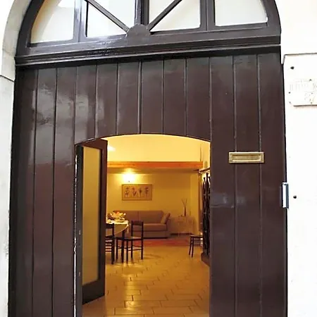 Il Frantoio 1937 Couette-café 4*